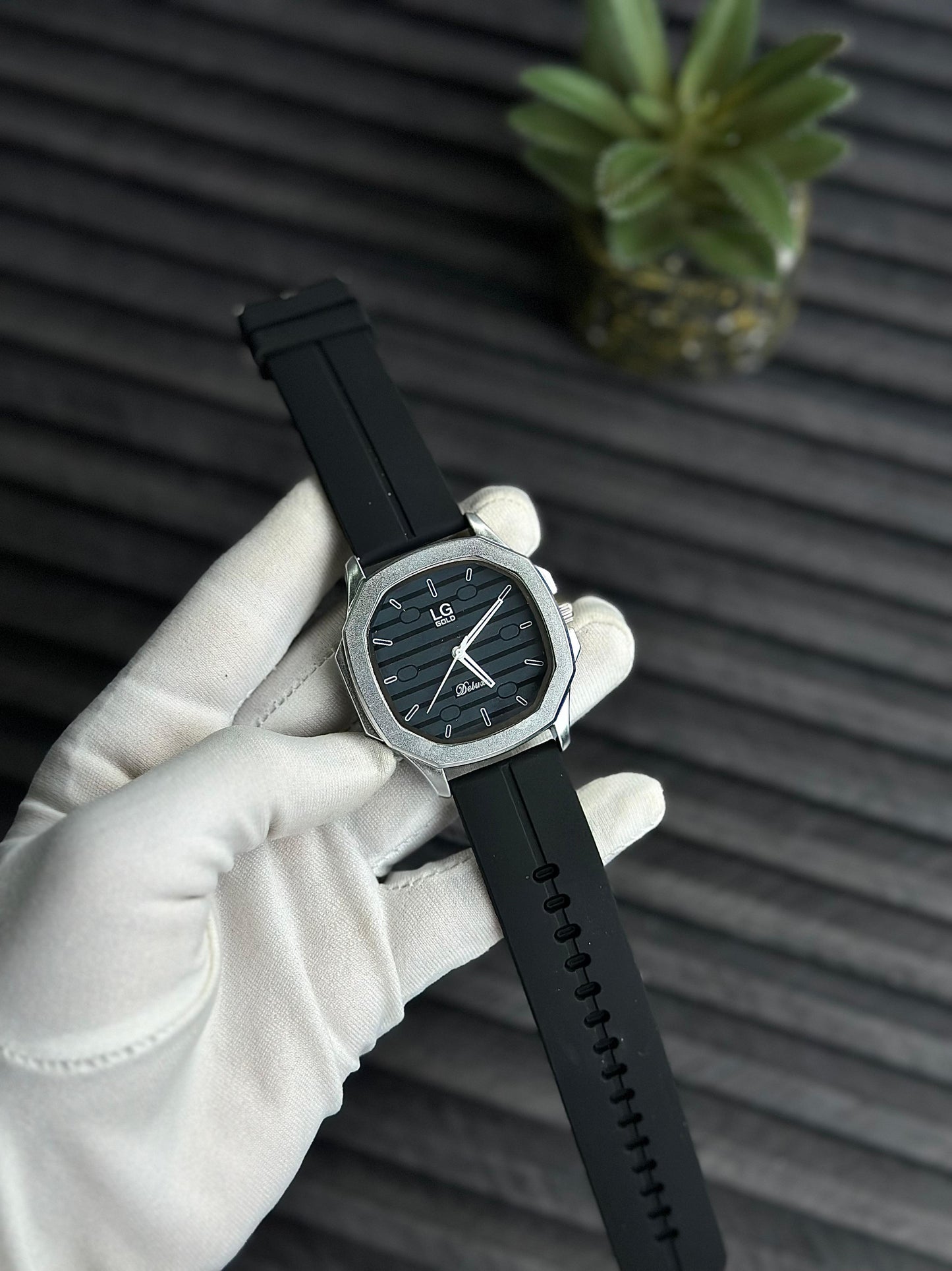 Nicole Watch